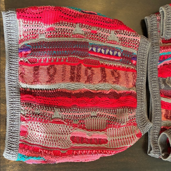 Vintage circa 1990 COOGI Multicolor Red Knit Ensemble Sweater and Skirt Size S - Picture 4 of 16
